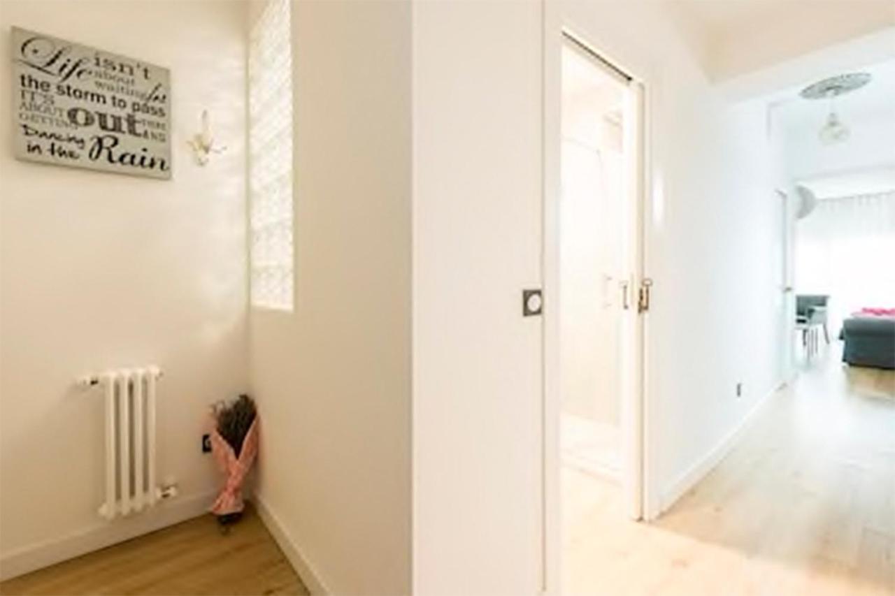 Apartamento Visitor'S Book Madrid Exterior foto